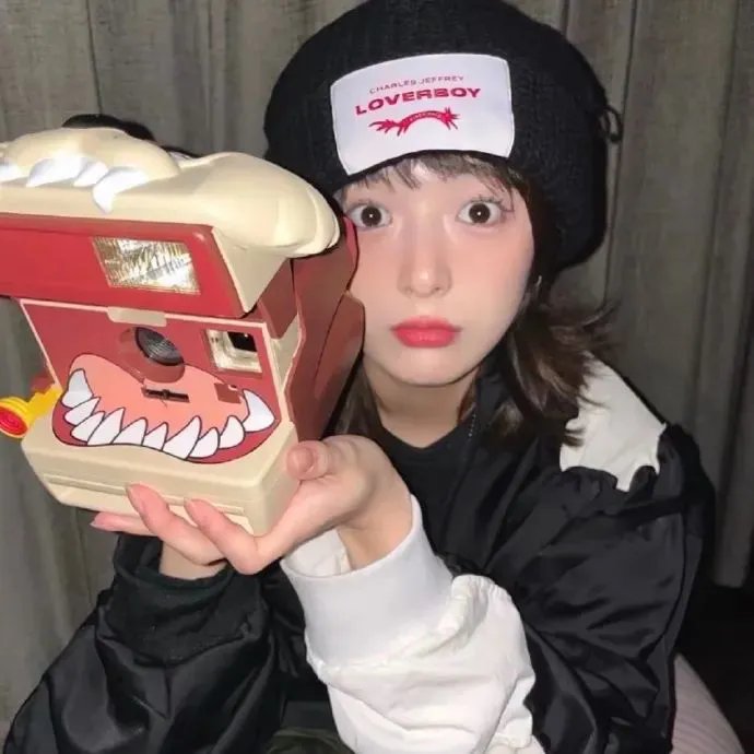 然后,她找到了我