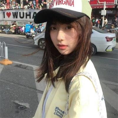 丑小鸭的天鹅湖